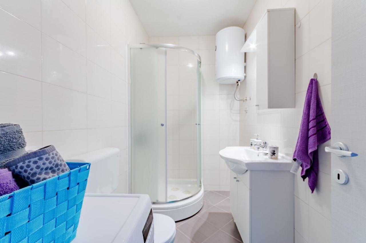 Apartment Anamaris Solin Buitenkant foto