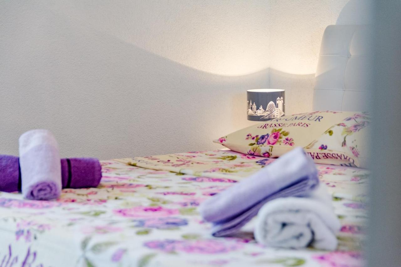 Apartment Anamaris Solin Buitenkant foto